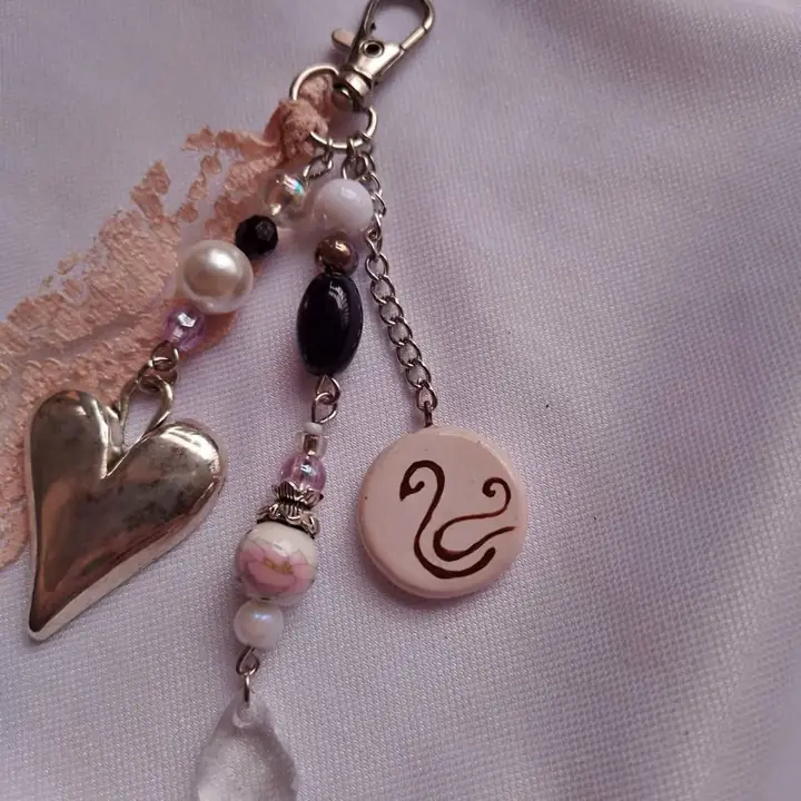 Romántica - CHARM