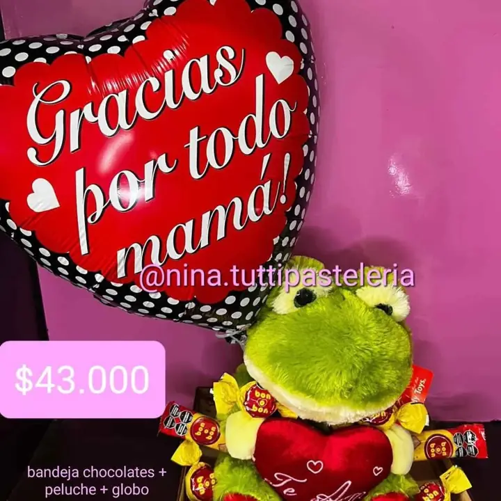 Bandeja desayuno día de la madre +peluche y globo