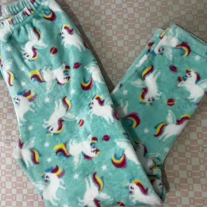 Pantalón peluche talle 3