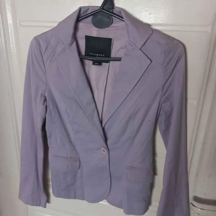 Blazer lila marca akiabara talle 1