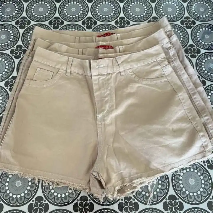 Shorts de jean rigido beige