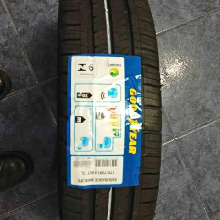 Neumáticos nuevos Goodyear Assurance MaxLife.175/70R13