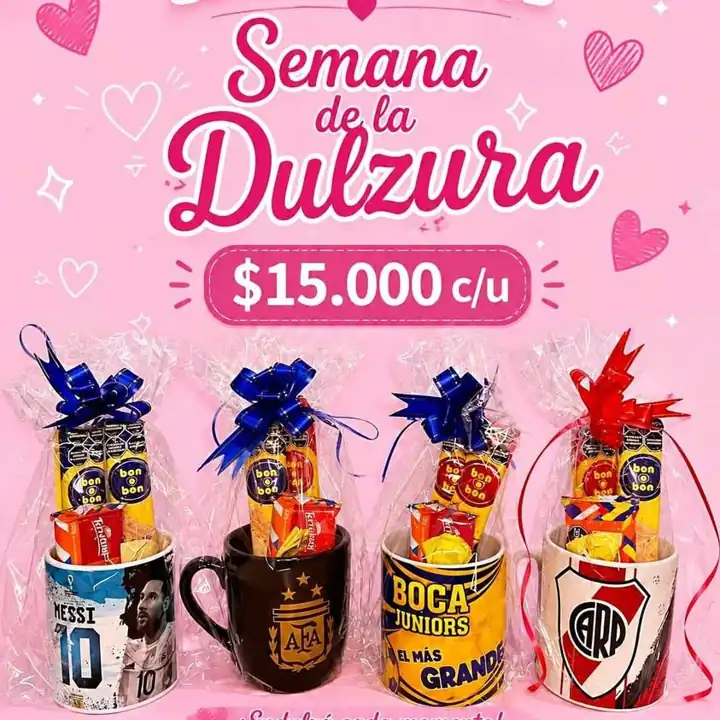 Tazas con golosinas para el masculino semana de la dulzura!