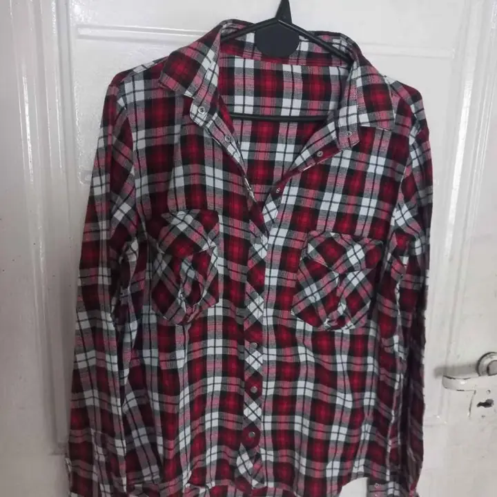 Camisa Talle L y remera Talle L