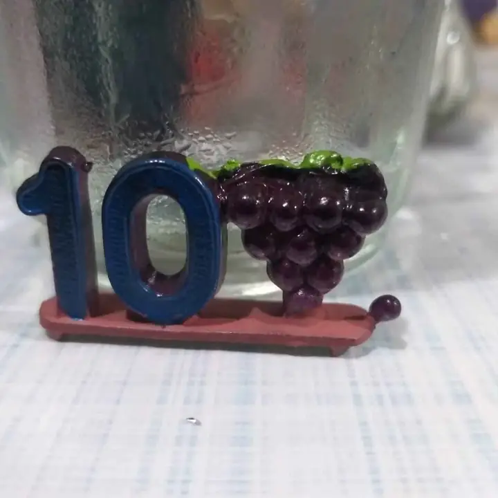 Numero 10 uva muñequito jack