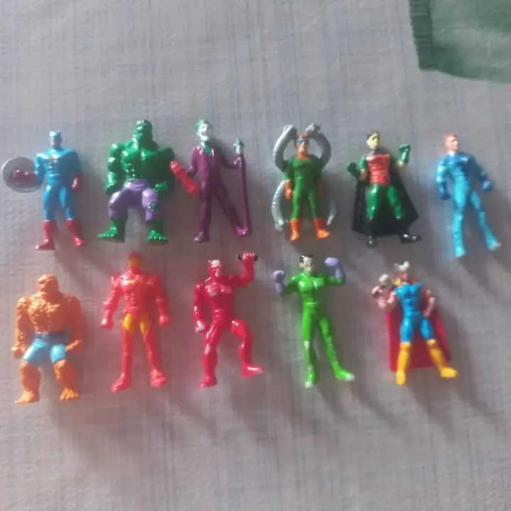 Superheroes muñequitos