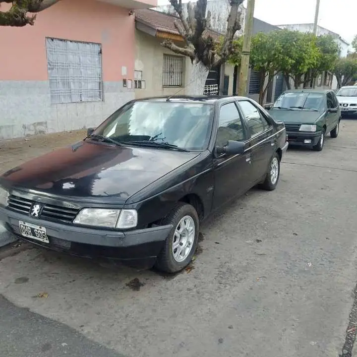 Peugeot 405