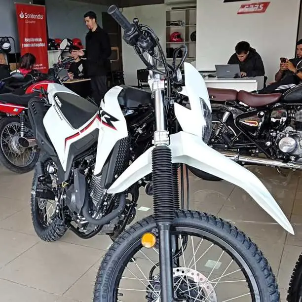 Vendo Honda tornado 300 KM