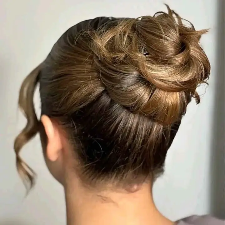 Maquilladora y peinadora a domicilio