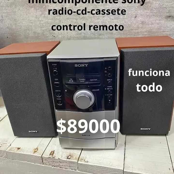 Minicomponente Sony con CD casete radio control remoto funciona todo