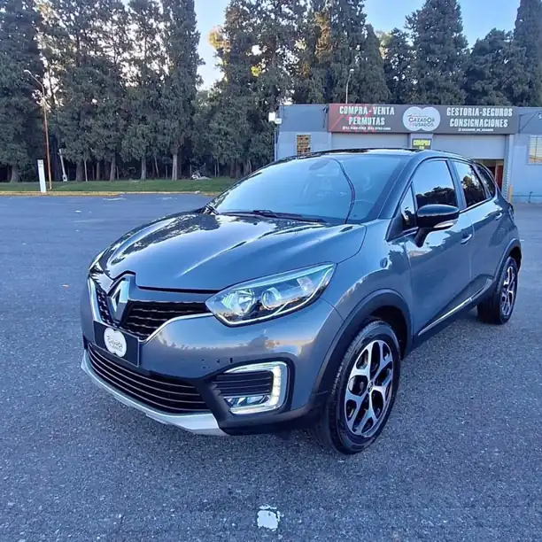 Renault Captur intens