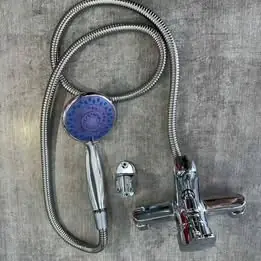 Duchas de baño de exterior abonas al recibir