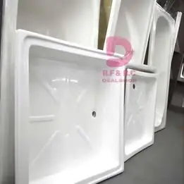 Pisos de ducha receptáculos de fibra de vidrio
