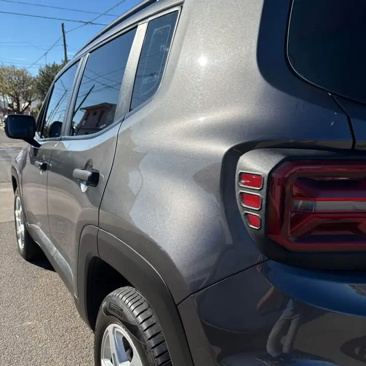 Jeep Renegade Sport AT Año 2023 con 14.500km permuto o financio