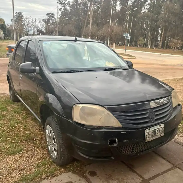 Liquido urgente hay que ver por que no arranca! Renault Logan Año 2010 Solo Tarjeta Verde $3.000.00