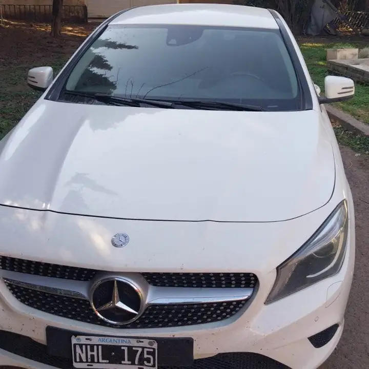 Mercedes Benz CLA 200 Año 2013 Motor 1.6 Turbo 156HP Solo 127mil k.m Excelente Estado