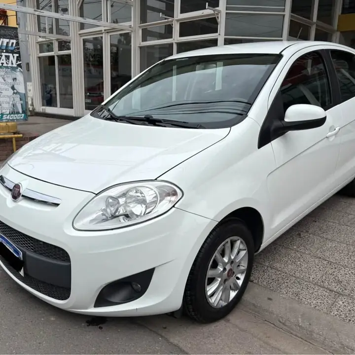 Fiat Palio Atractive 2017 con 115mil k.m listo para transferir andando caño Permuto OFinancio !