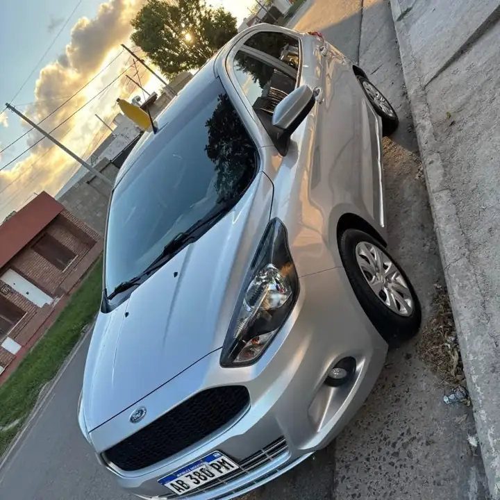 Vendo opermuto Ford Ka Año 2017 Version S Solo 137mil k.m Excelente Estado Digno de Ver!