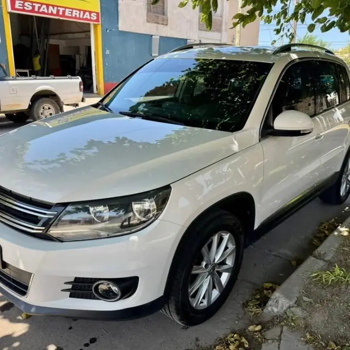 VW Tiguan 2.0 TSI 4MOTION Manual de 6ta 4X4 2013 Excelente Estado Vendo Opermuto!