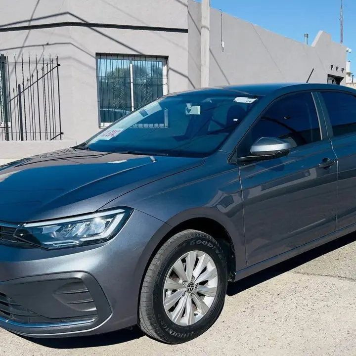 Vw Virtus Trendline Full Año 2025 Solo 8mil k.m motor 1.6 msi permuto ofinancio