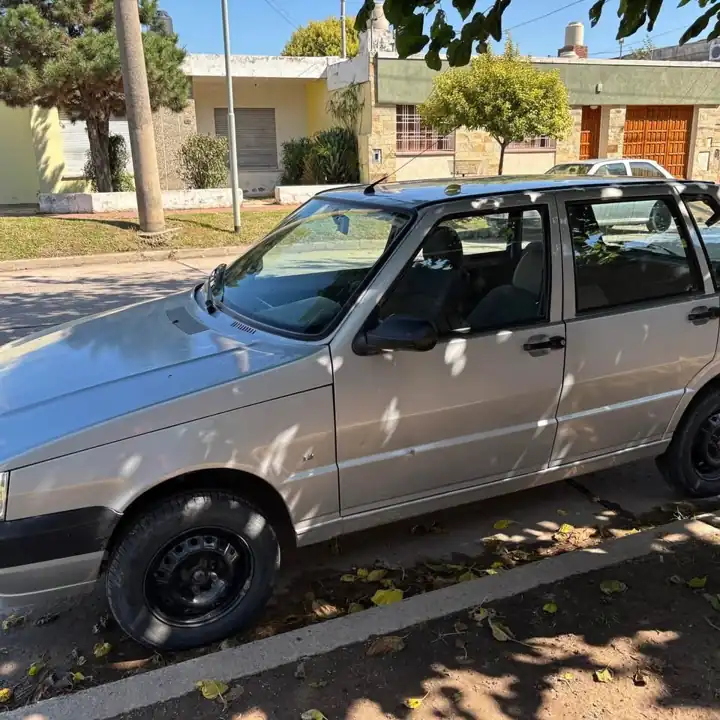 Fiat Uno Fire Año 2008 Motor 1.3 Nafta Solo 128mil K.M Interesados Llamar