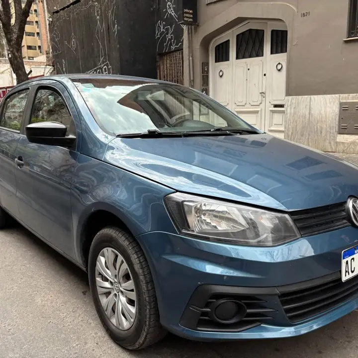 Liquido 358 504 1645 VW voyage año 2018 nafta y GNC de 5TA con 115MIL k.m excelente estado
