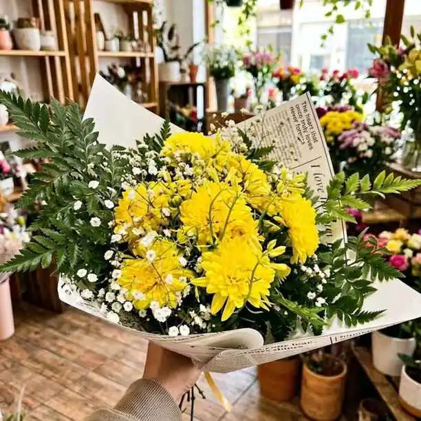 Ramos de flores amarillas