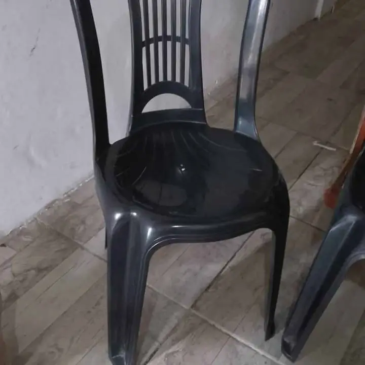 Sillas plásticas