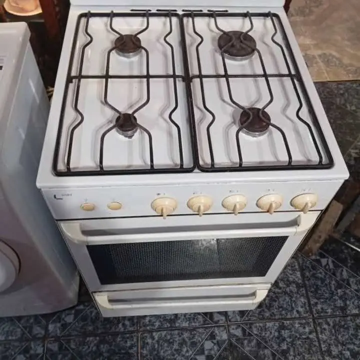 Cocina usada en buen estado andando perfecto
