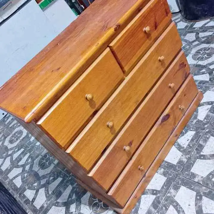 Cajonera de madera buen estado