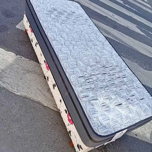 Somier de una plaza en buen estado!