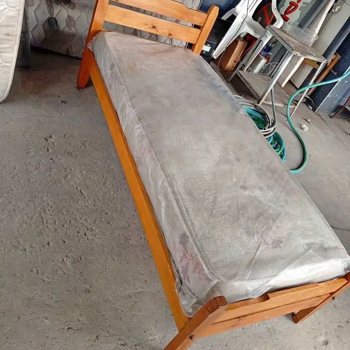 Cama de una plaza más colchon