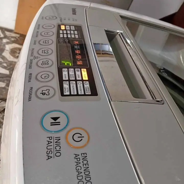 Lavarropas LG de 9 kg 1400 rpm garantía!
