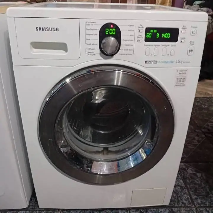 Impecablee Samsung ecobubble 9 kg 1400 rpm