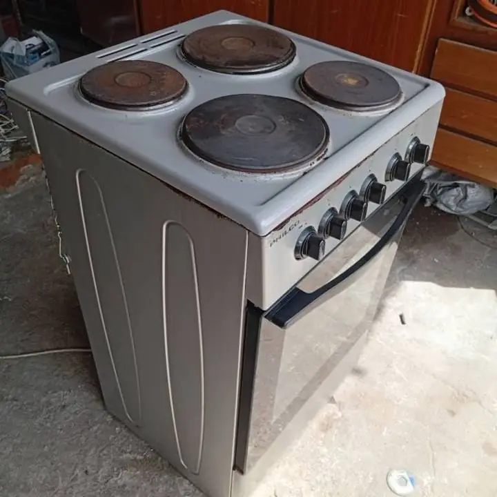 Cocina eléctrica philco funcionando perfectamente