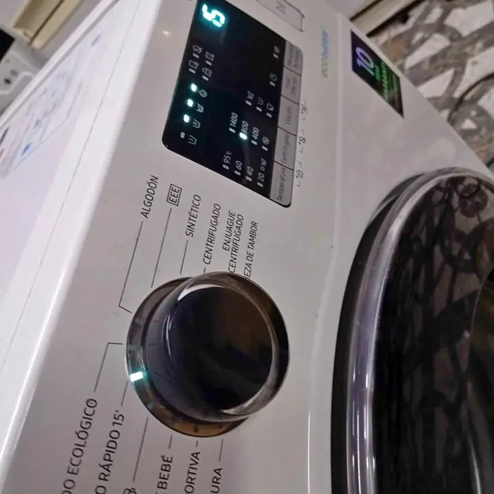 Impecable Samsung inverter