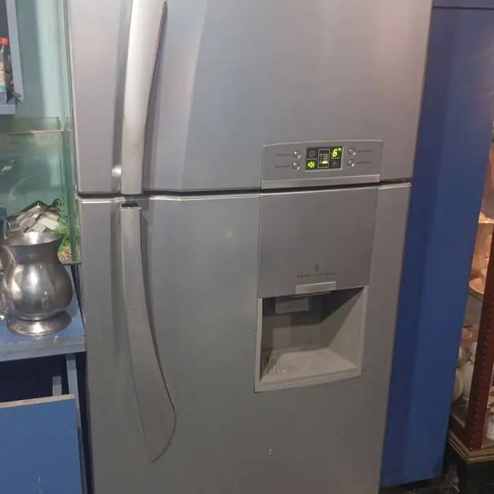 Heladera LG andando jamás reparada