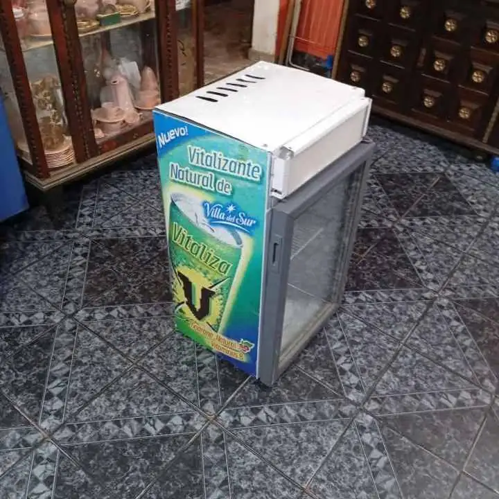 Heladerita exhibidora
