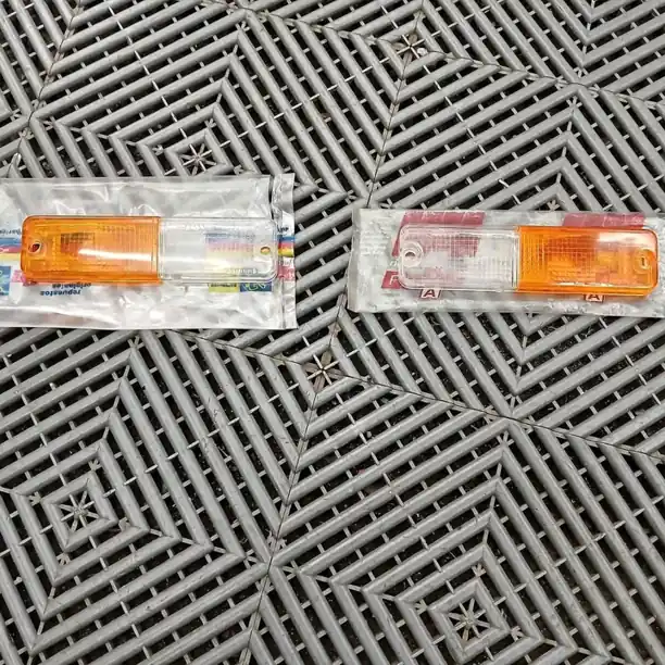 Acrlicos delantero Fitam giro y posición Fiat 128 europa