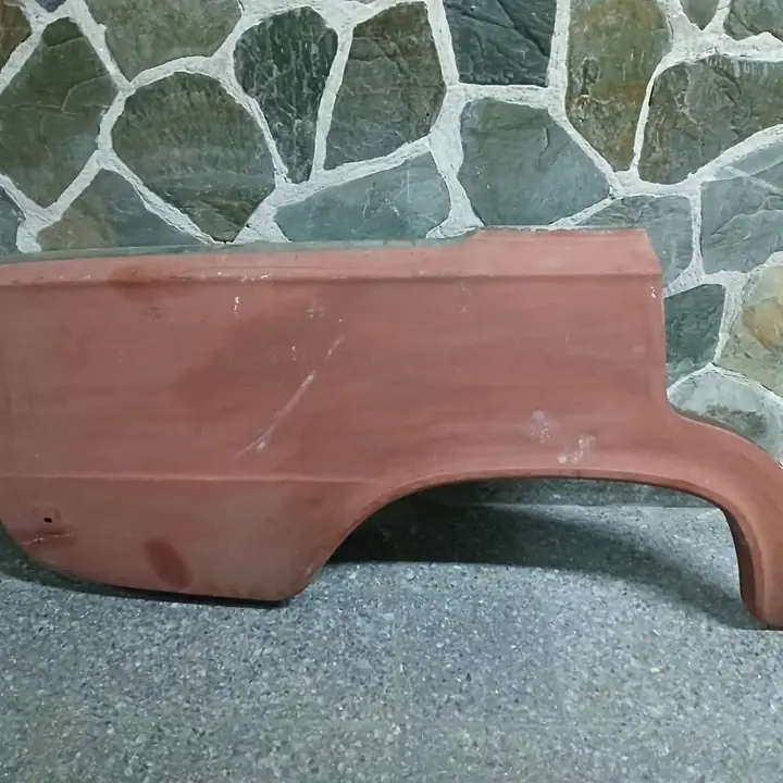 Guardabarro trasero derecho fiat 125/1600