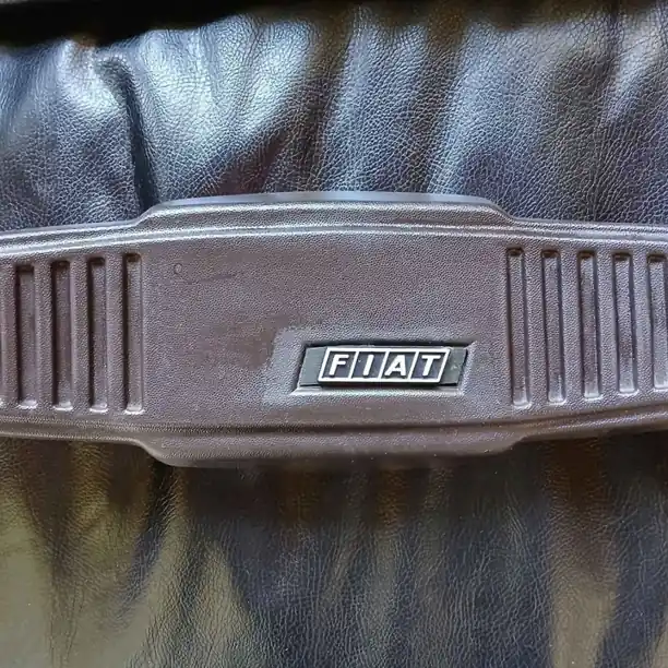 Centro volante marron fiat 128 europa