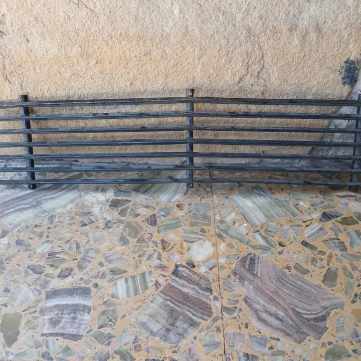 Parrilla fiat 125