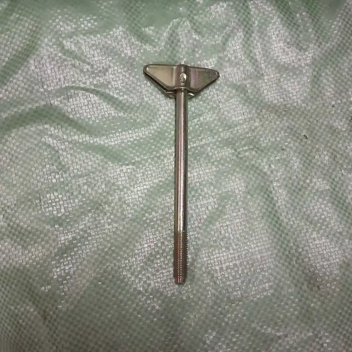 Tornillo sujeta rueda auxilio fiat 1500/1600/125/128