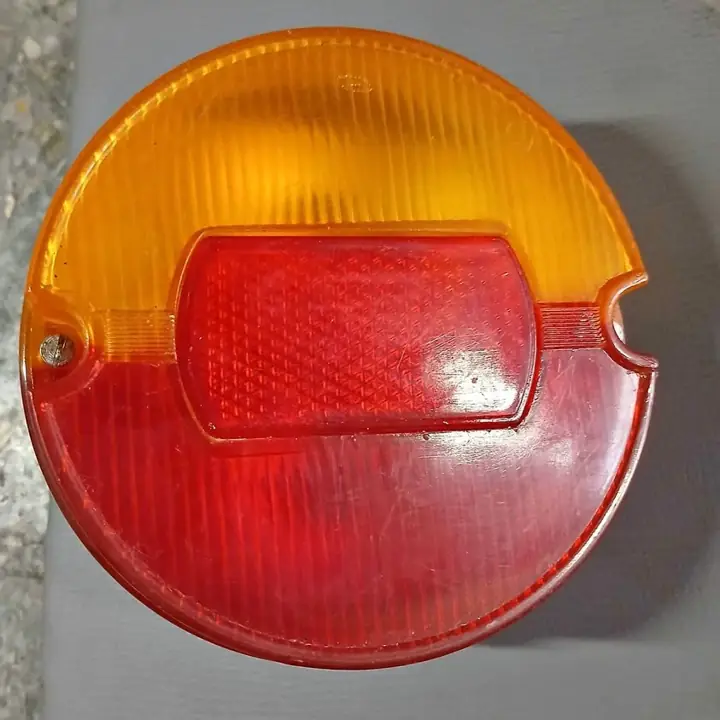 Faro trasero JR fiat coupe 1500/800