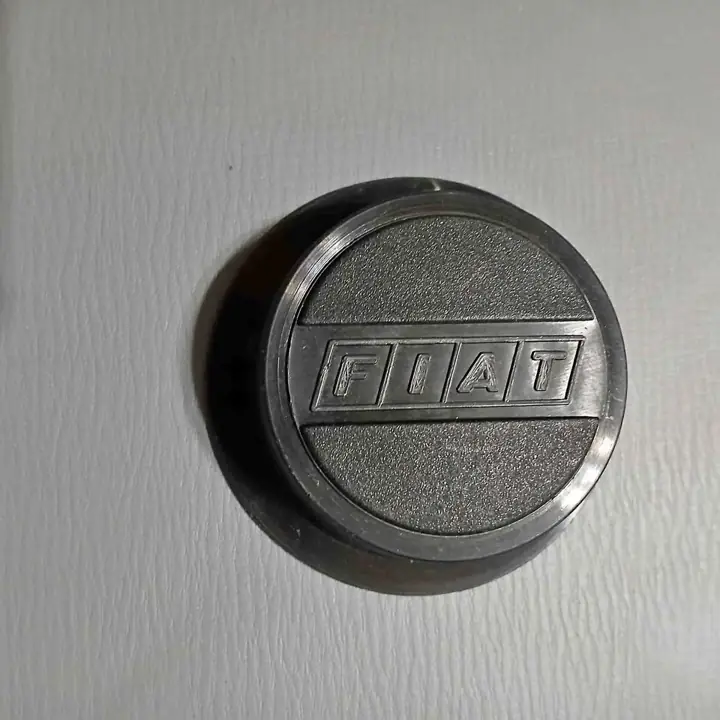 Centro llanta fiat