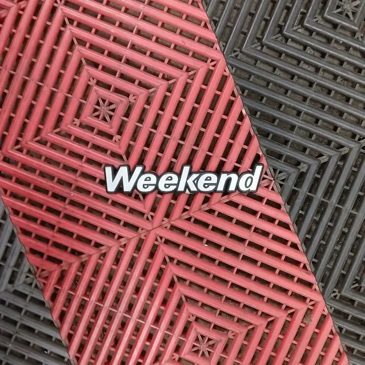 Insignia weekend