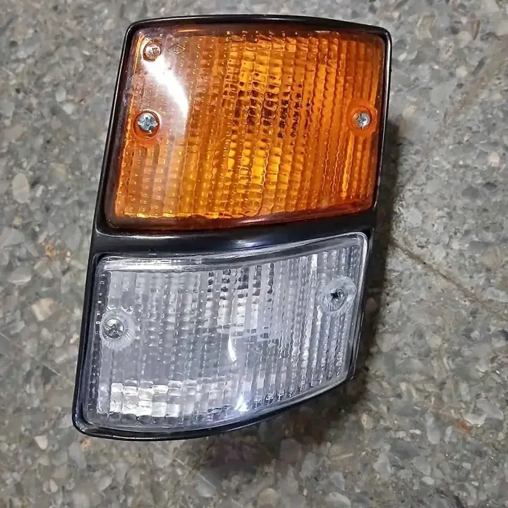 Faro de giro derecho fiat 147