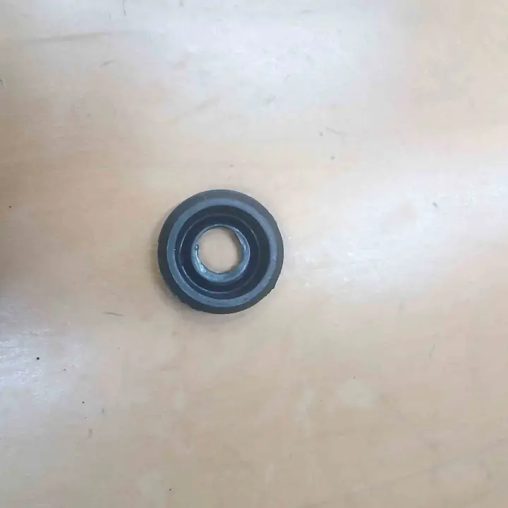 Goma cerradura baul Fiat 147