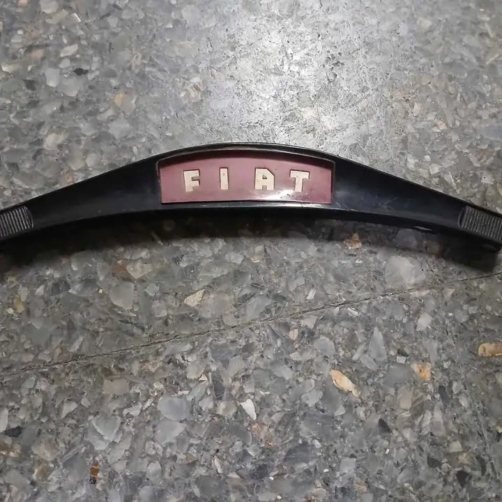 Centro volante pulsador bocina fiat 128 berlina