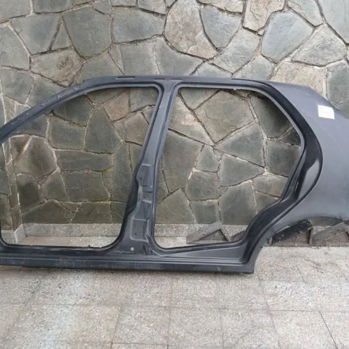 Panel lateral izquierdo fiat palio